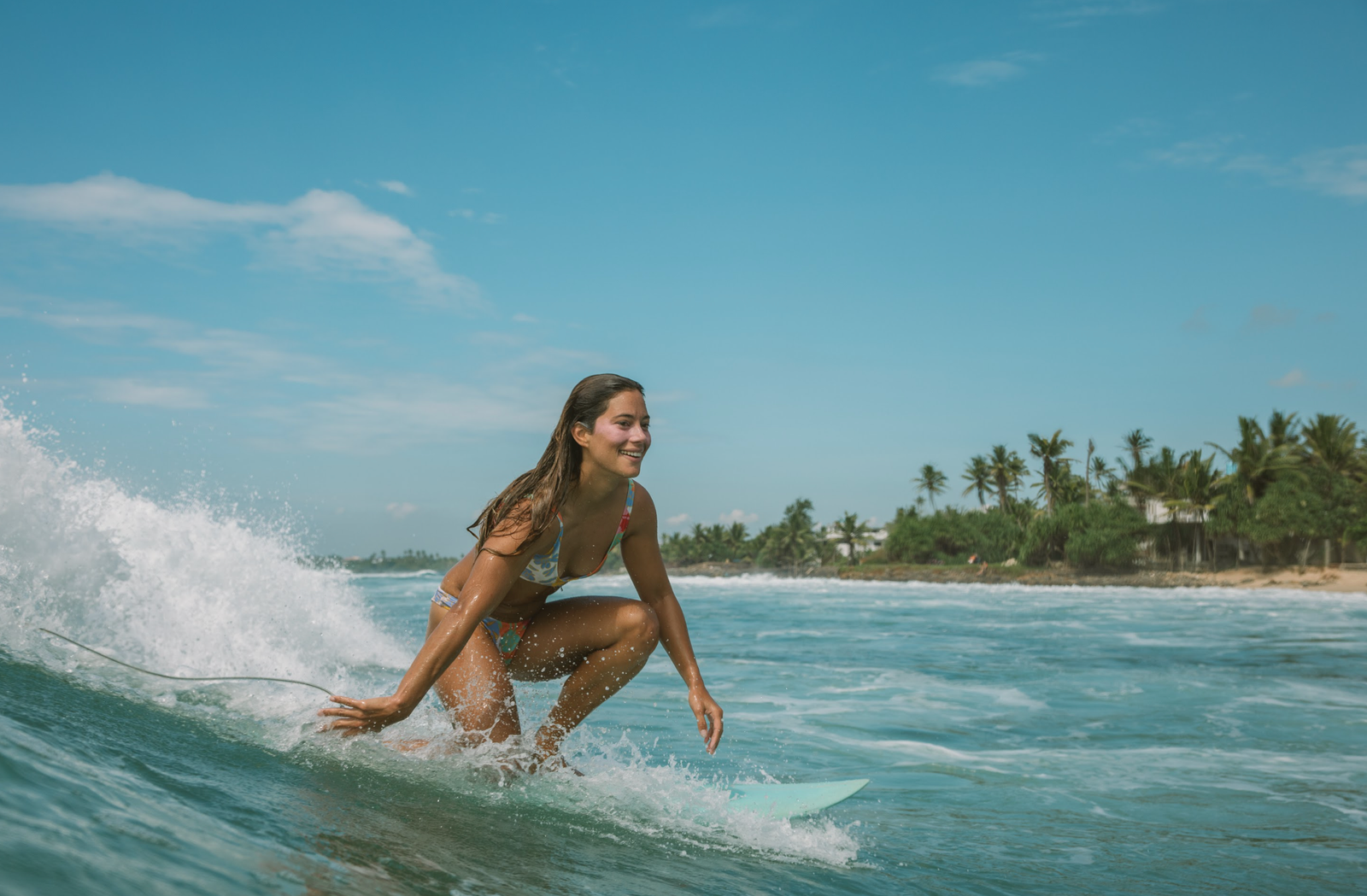 surfing sri lanka wave